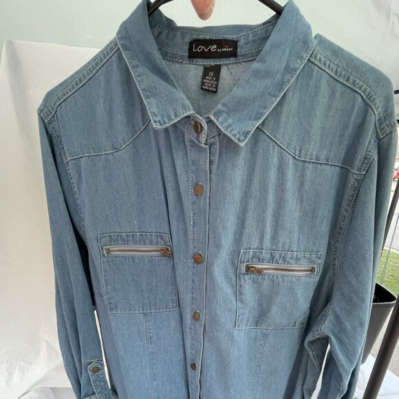 Ladies Demin Dress by LOVE by Chesley, Demin Blue, Size 2X with belt - Picture 1 of 4